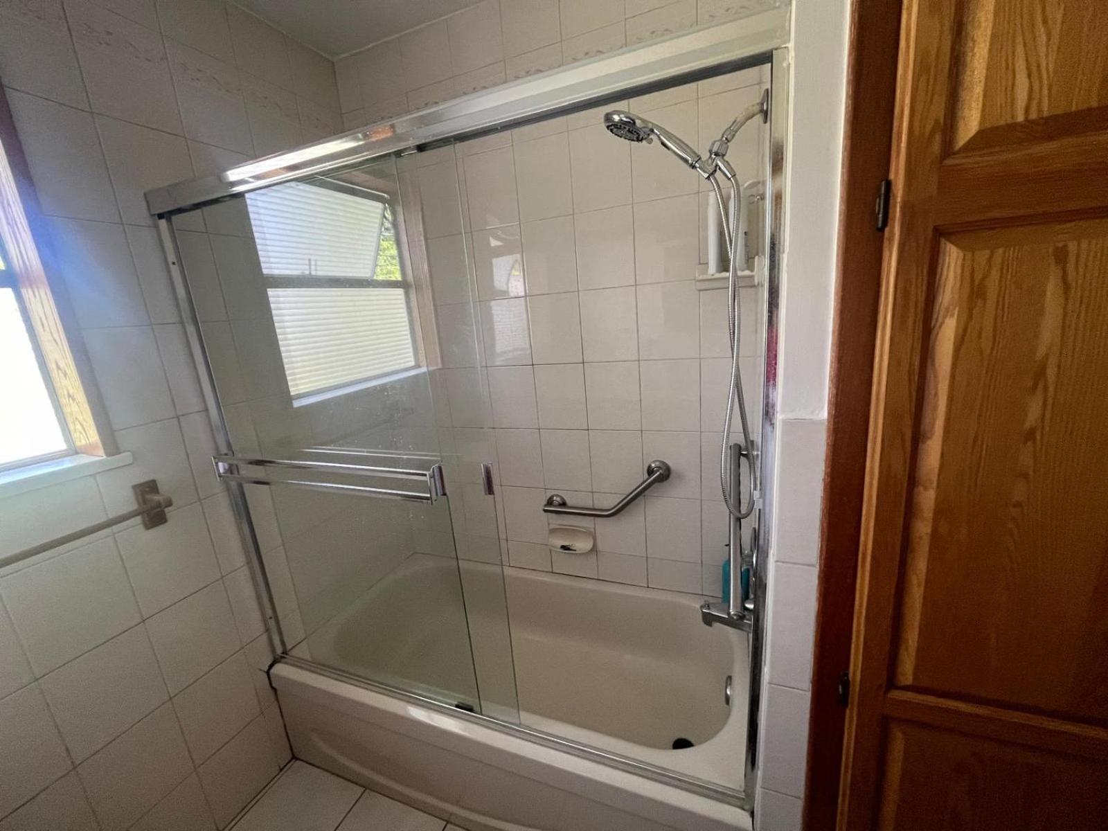 Cosy Romantic Stay In Surrey- Walking Distance From Guildford Town Centre מראה חיצוני תמונה