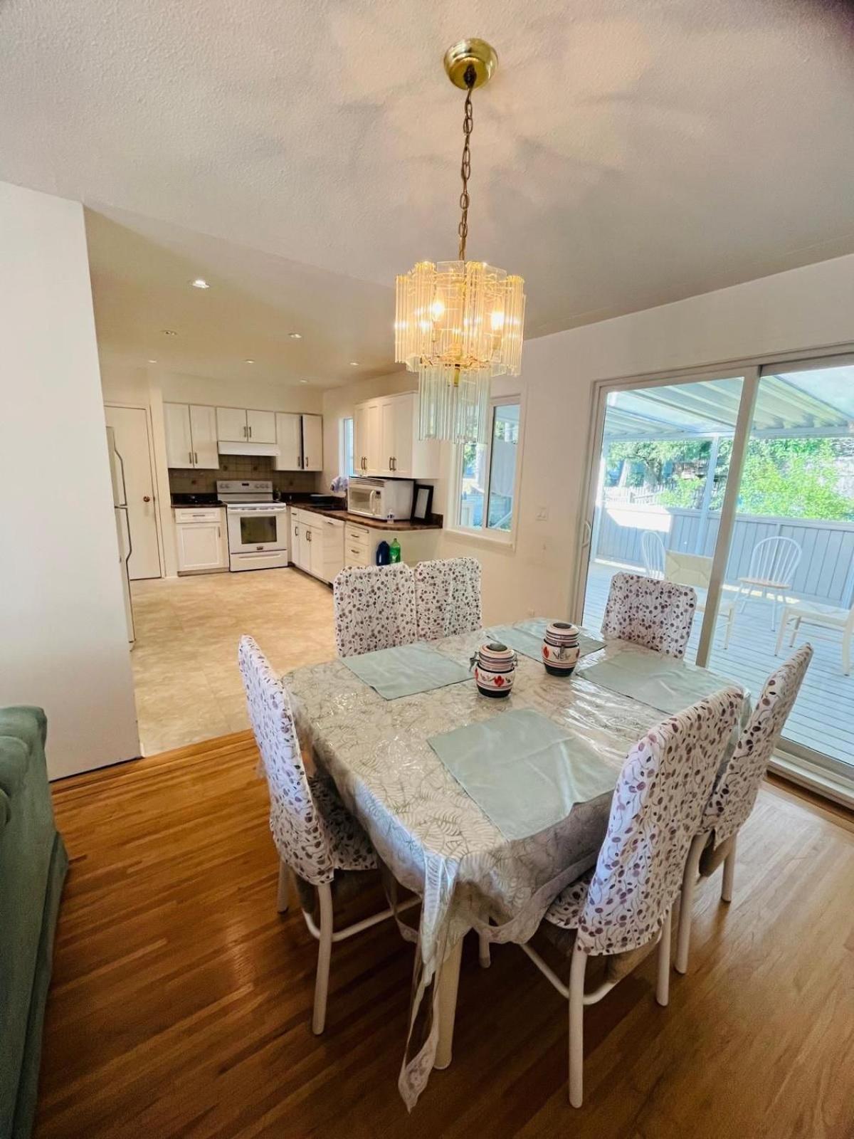 Cosy Romantic Stay In Surrey- Walking Distance From Guildford Town Centre מראה חיצוני תמונה